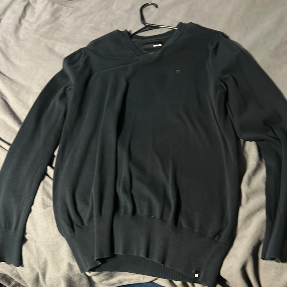 Hurley dress sweater size L EUC